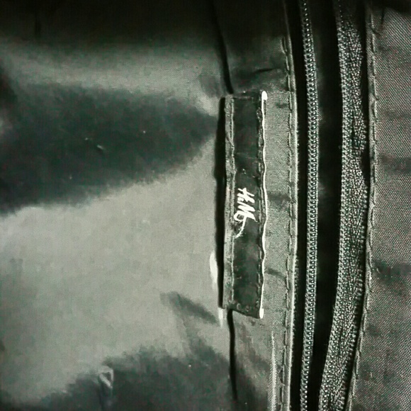 H&M Black Bag - Picture 6 of 8